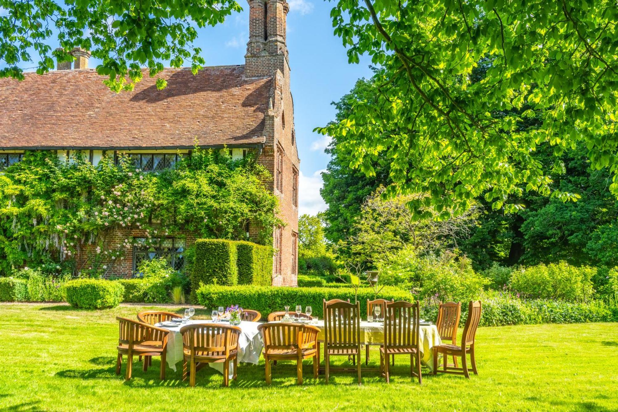 Spectacular Thousand Year Old Medieval Manor House - Flemings Hall *