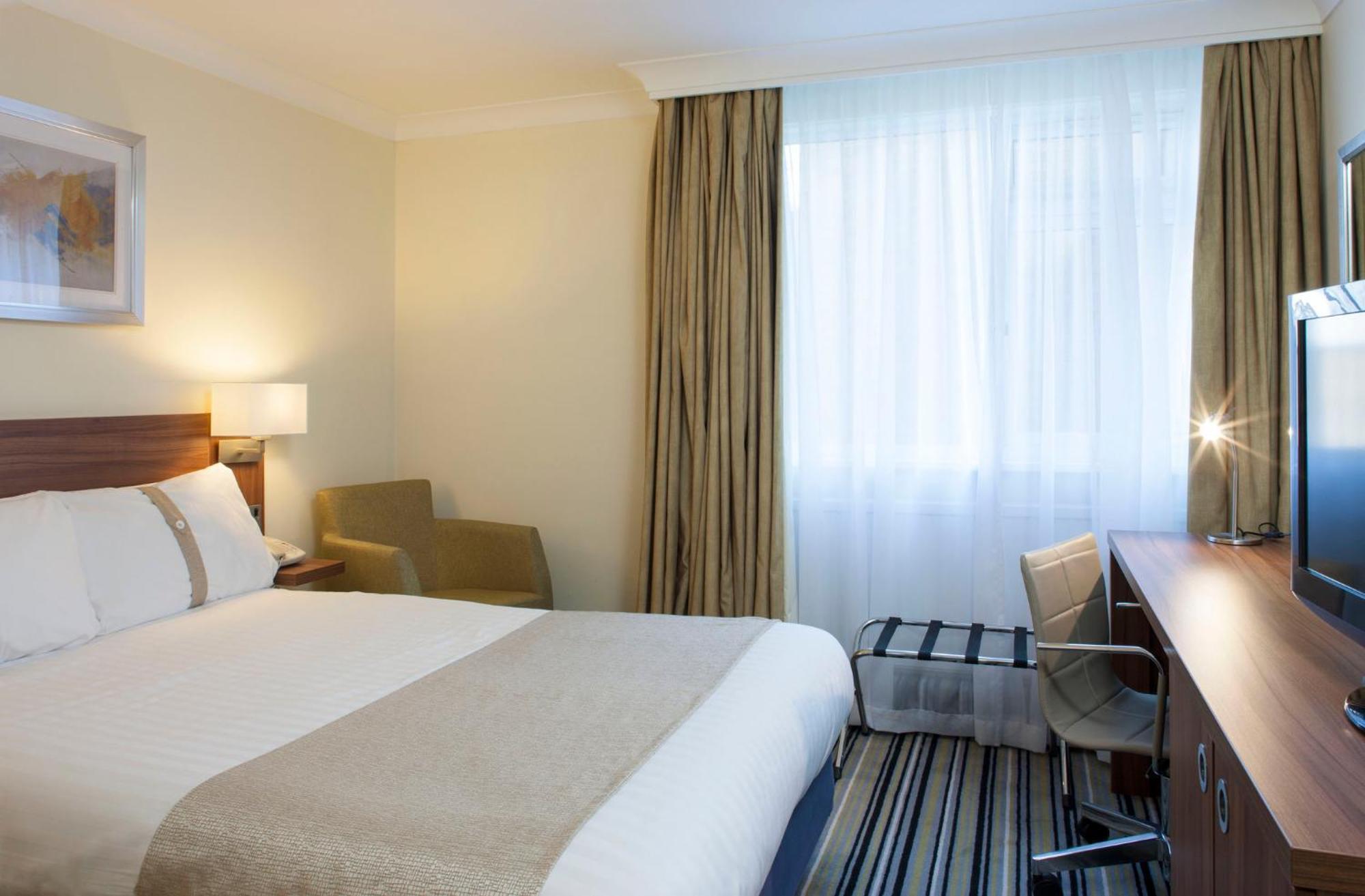 Hotel By Ihg Ipswich