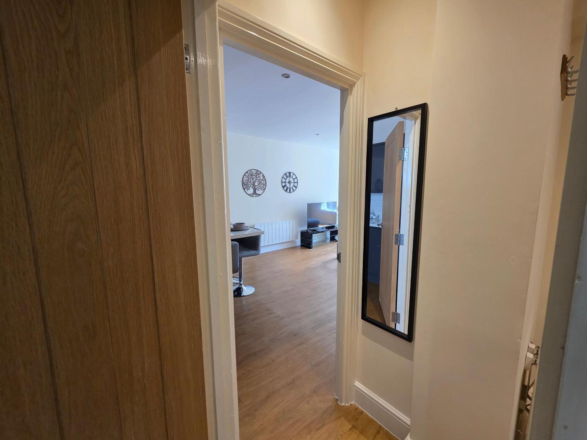 Apartment Modern 2 Bedrooms *