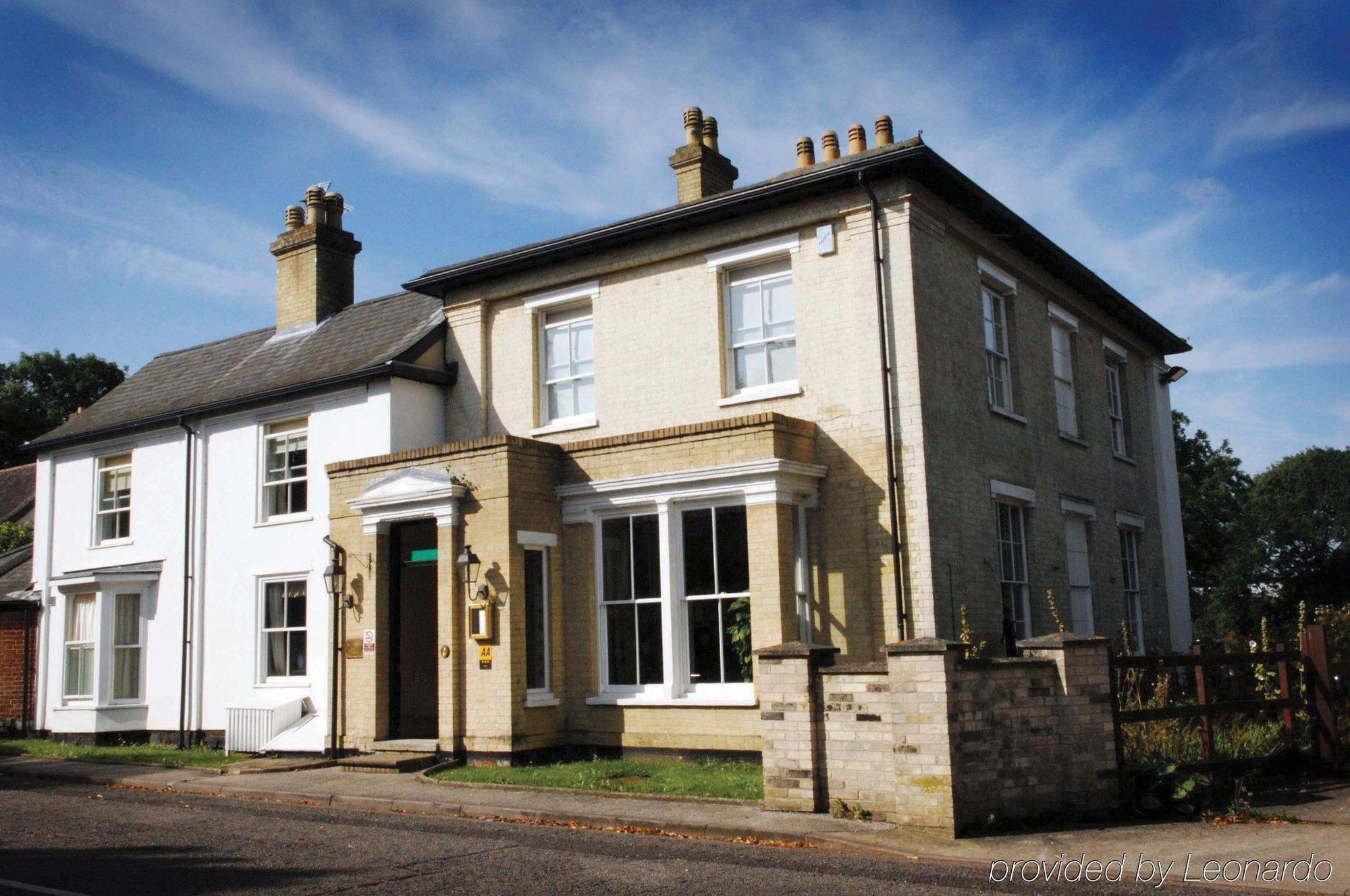 Western Gatehouse Hotel