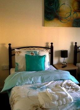 Guest house The Harp Freehouse And 4*
