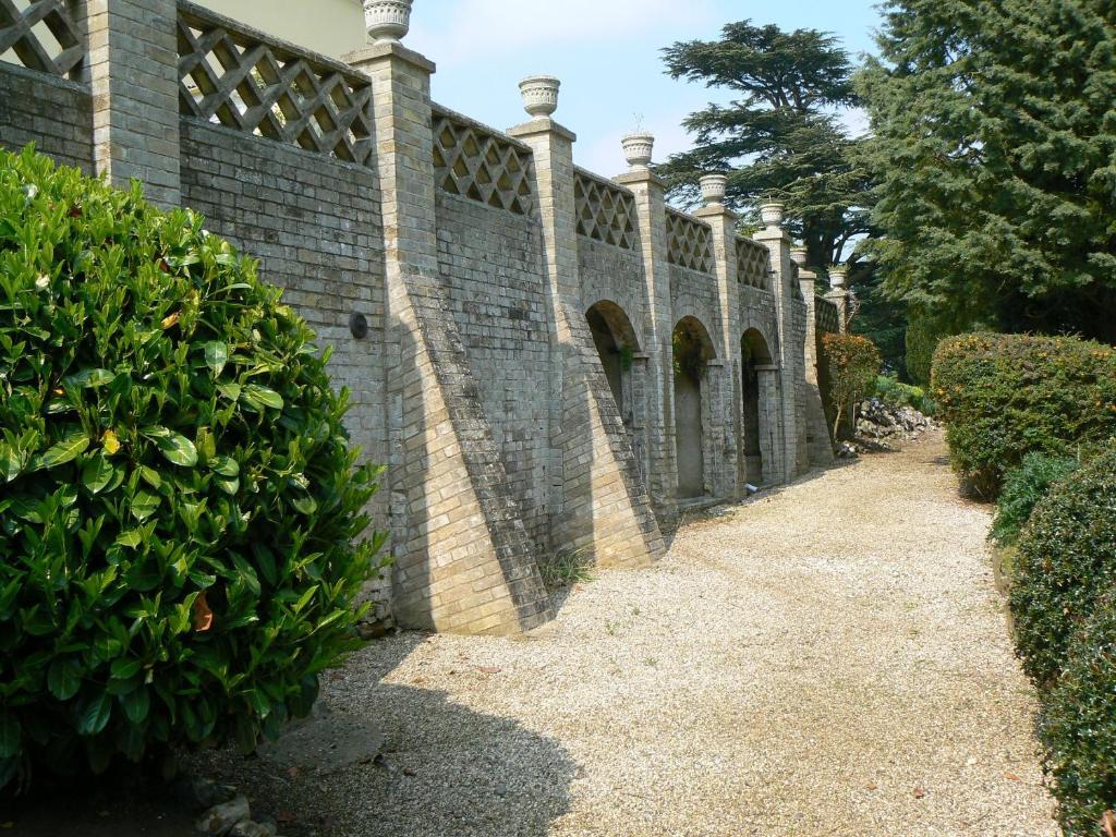 Holbecks House * Ipswich