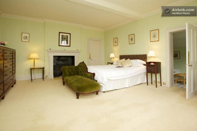 Country house Holbecks House