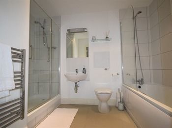 Apartment Empire Serviced