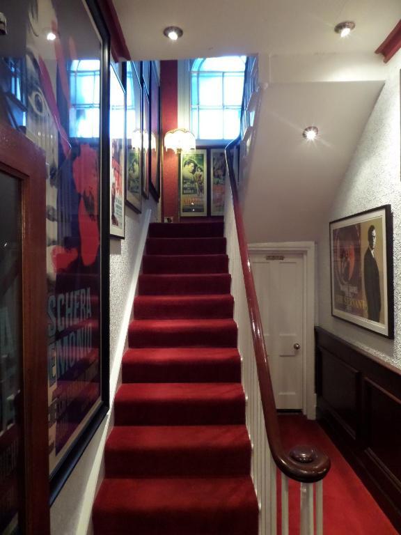 Bentley Tower 3*
