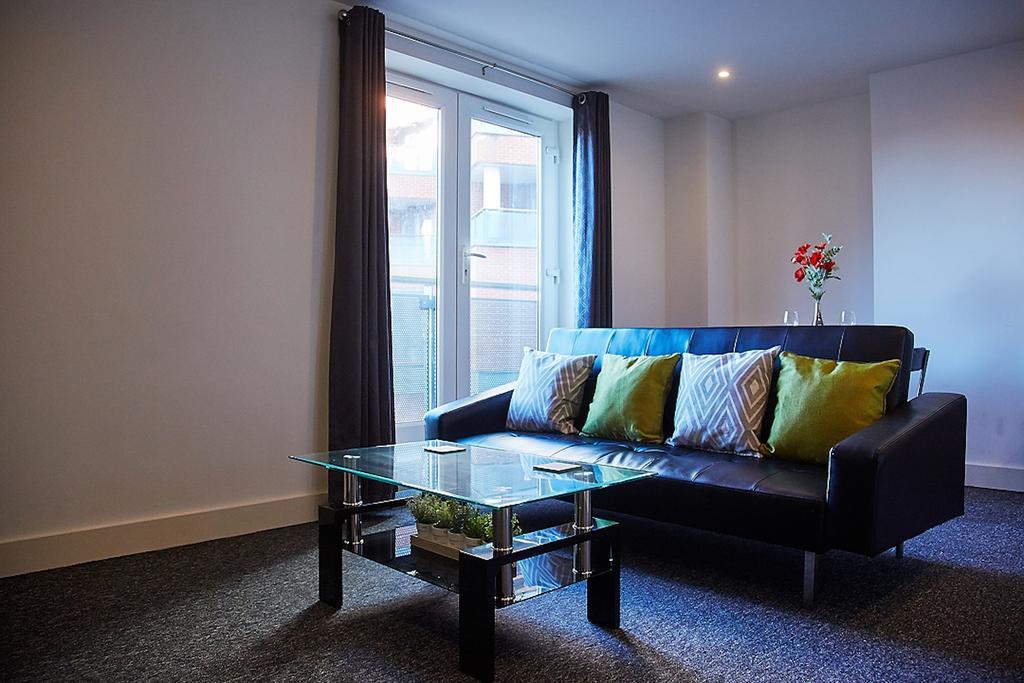 Empire Serviced * Ipswich