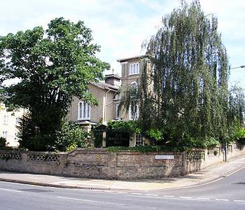 Guest house Bentley Tower