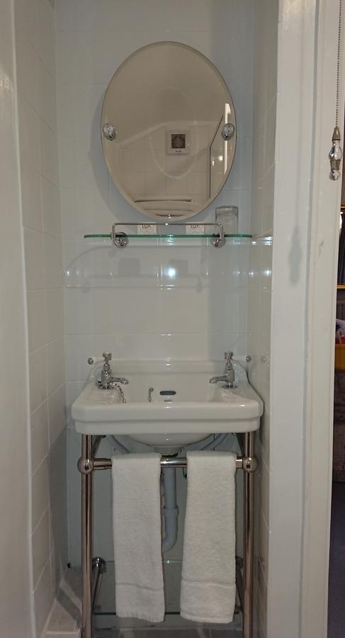 Bentley Tower Guest house 3*