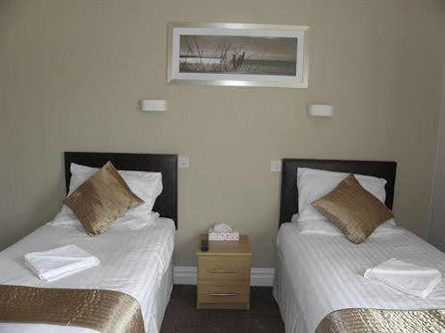 Hotel The Riverside *