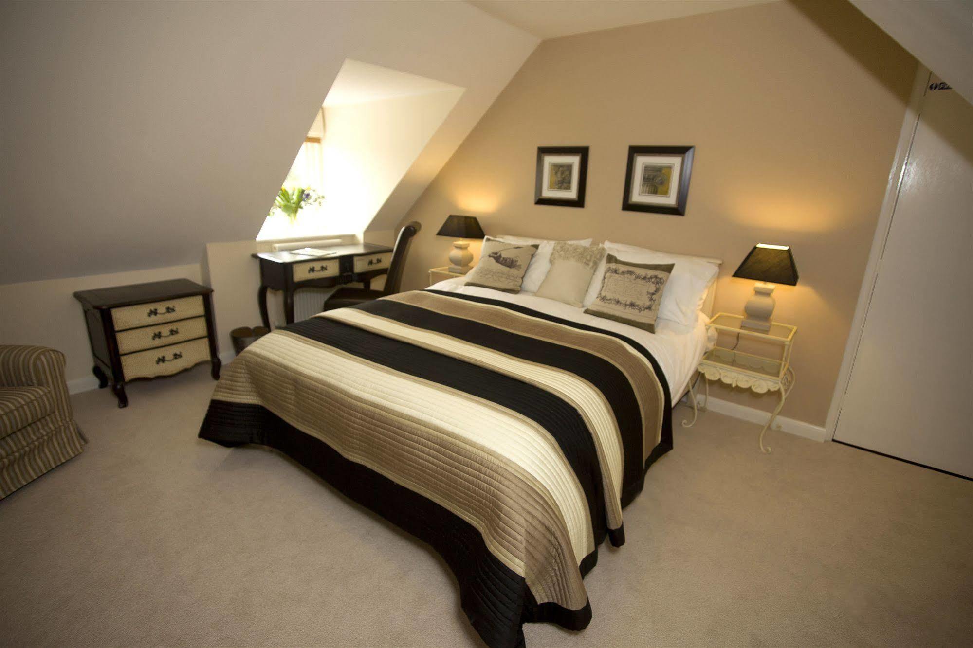Innocence Rooms - East Guest house 3*