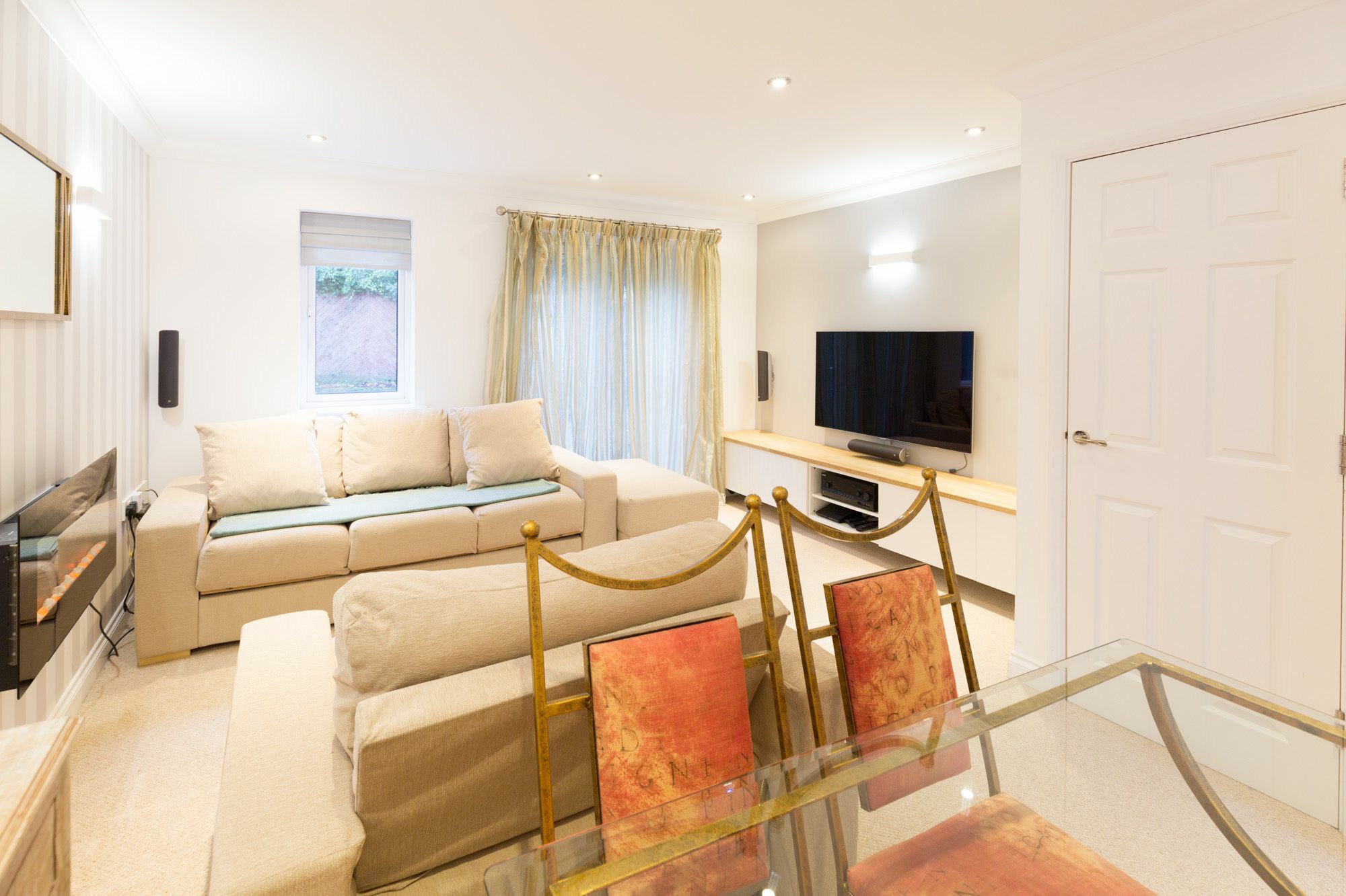Toothbrush Apartments- Townhouse Ipswich