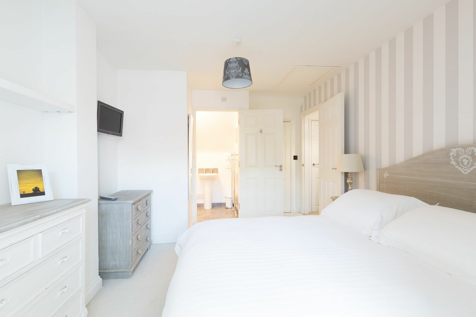 Villa Toothbrush Apartments- Townhouse Ipswich
