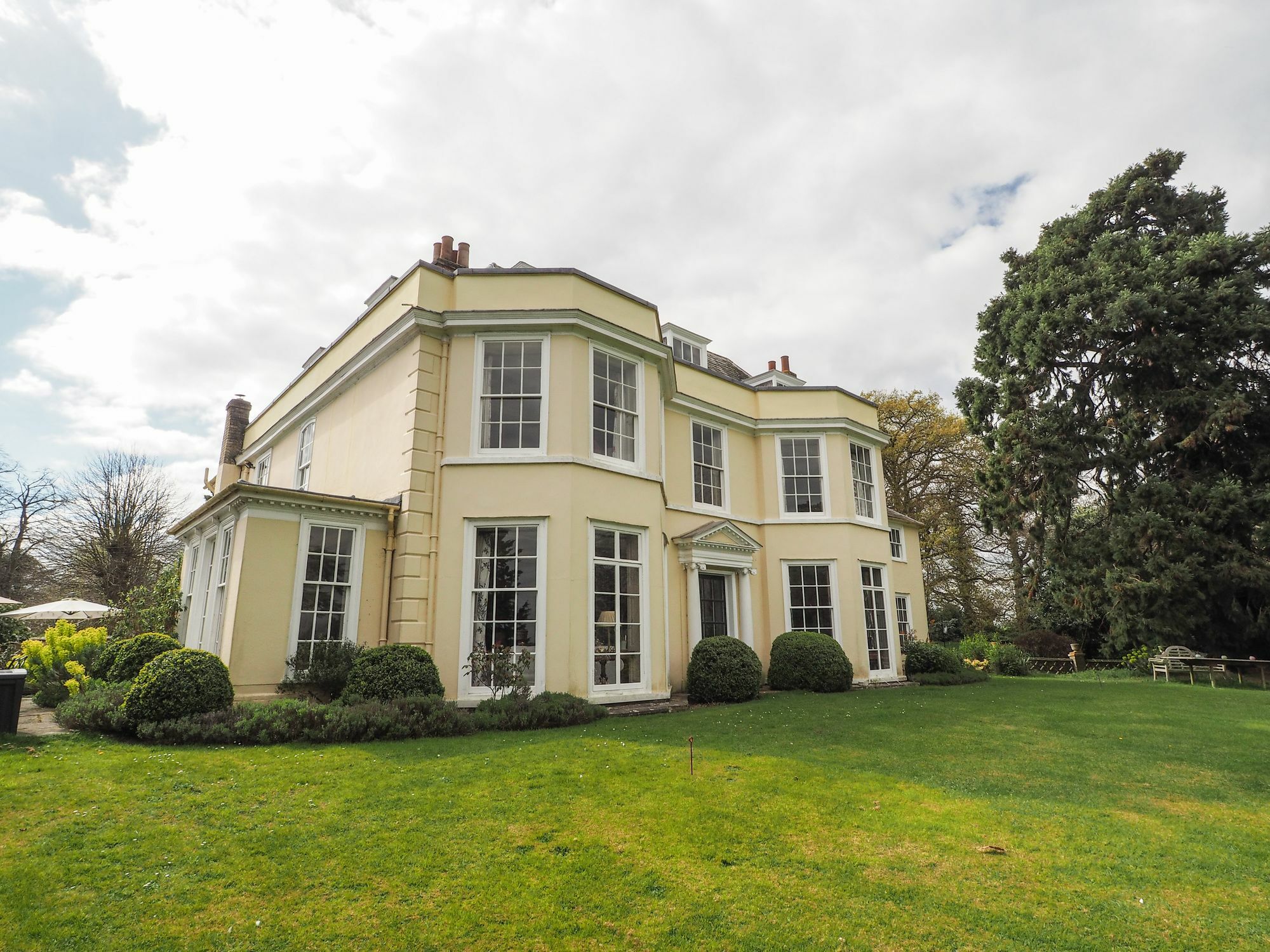 Holbecks House Country house Ipswich