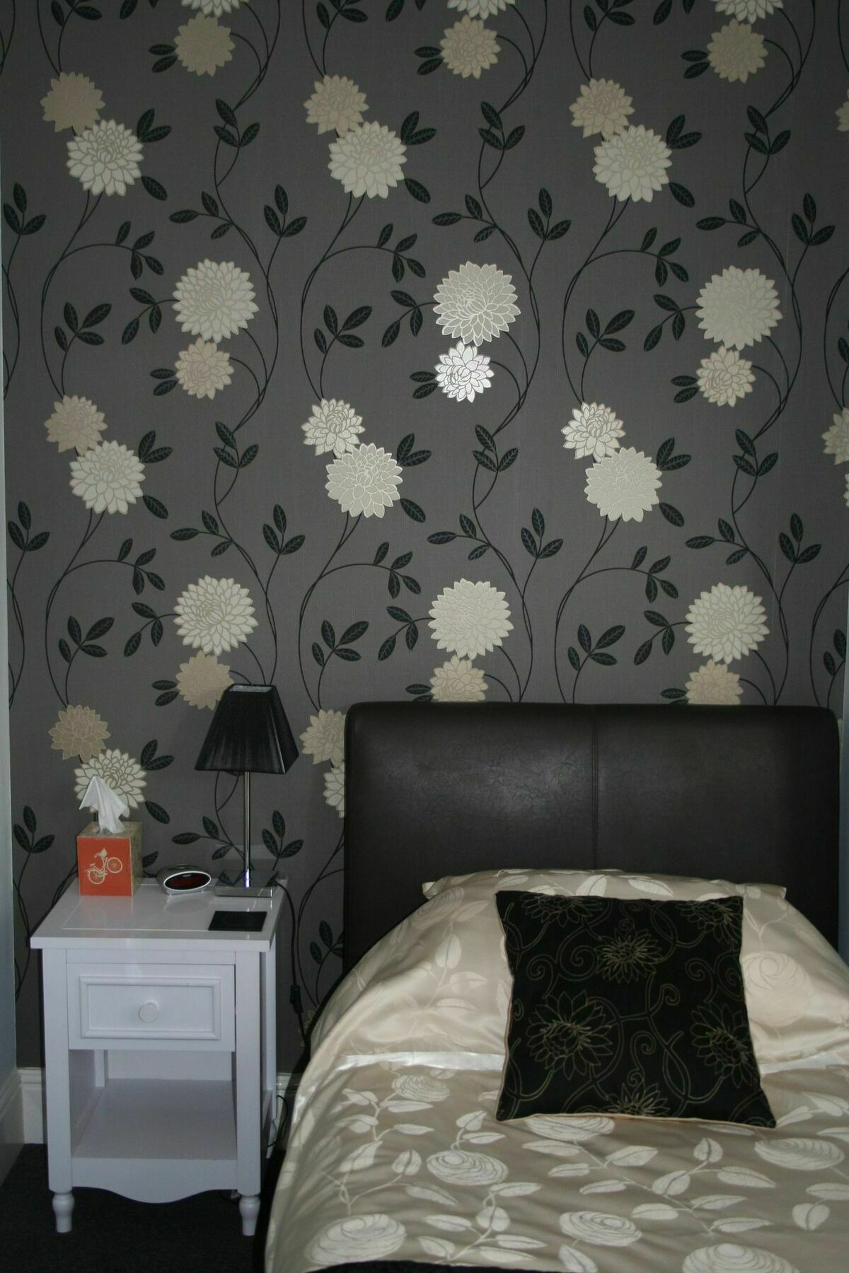 Guest house Grove 4*