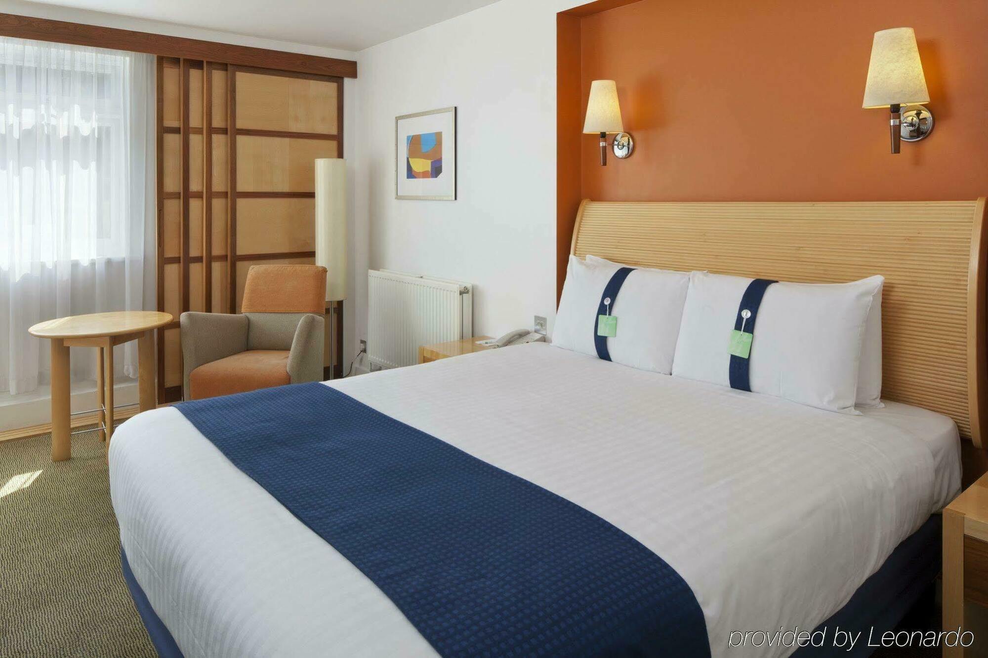 By Ihg Hotel 4*