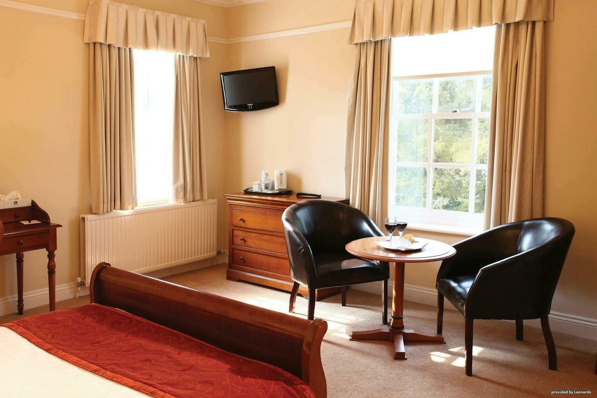 Western Gatehouse 3*