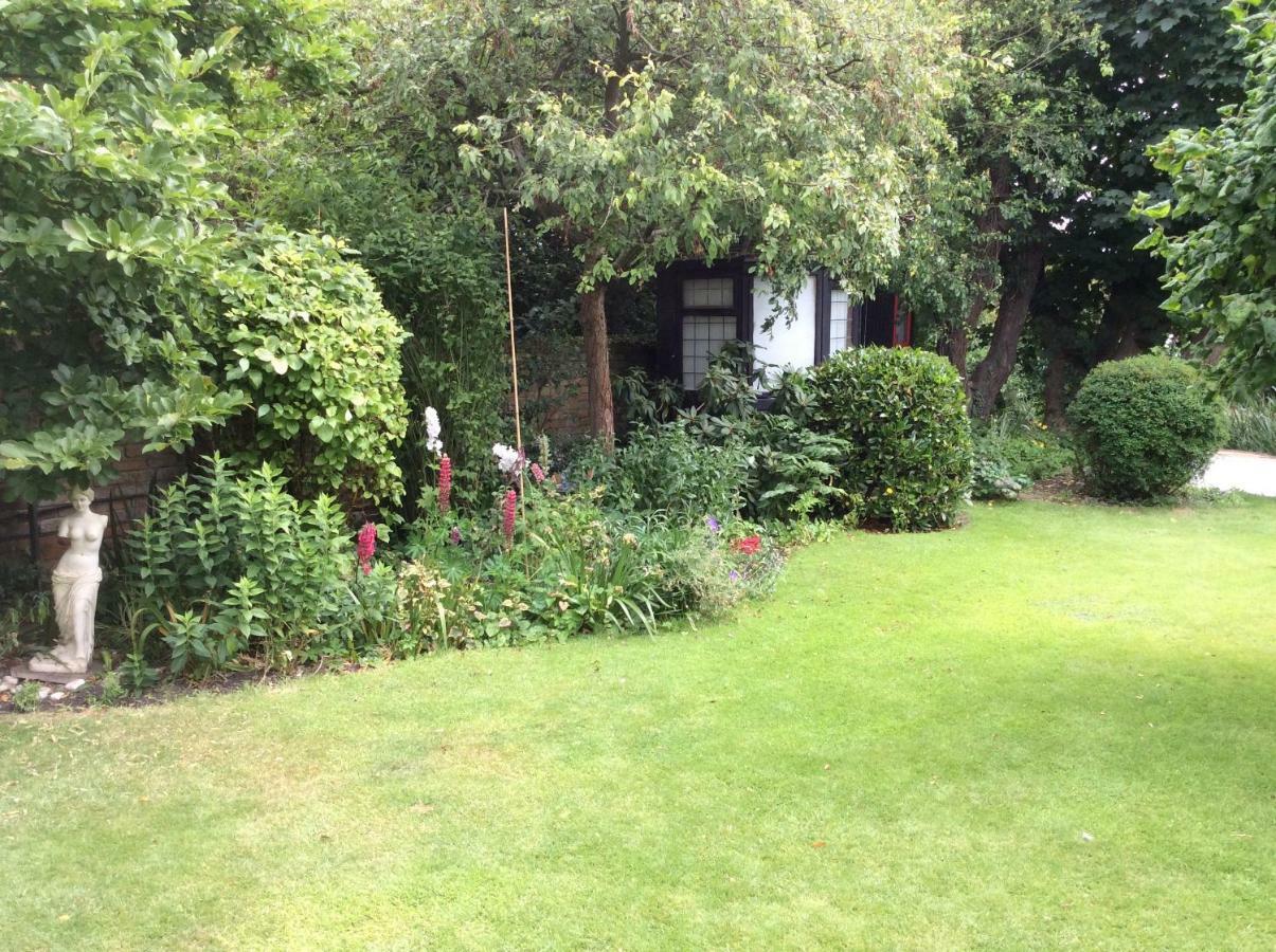 Bed & Breakfast Stourbank