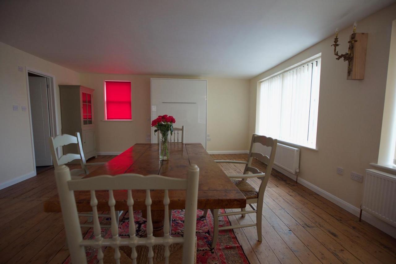 Spacious With Roof Terrace, Near The Waterfront, * Ipswich