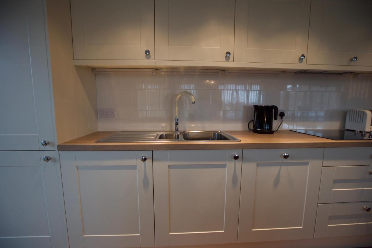 Spacious With Roof Terrace, Near The Waterfront, Apartment *