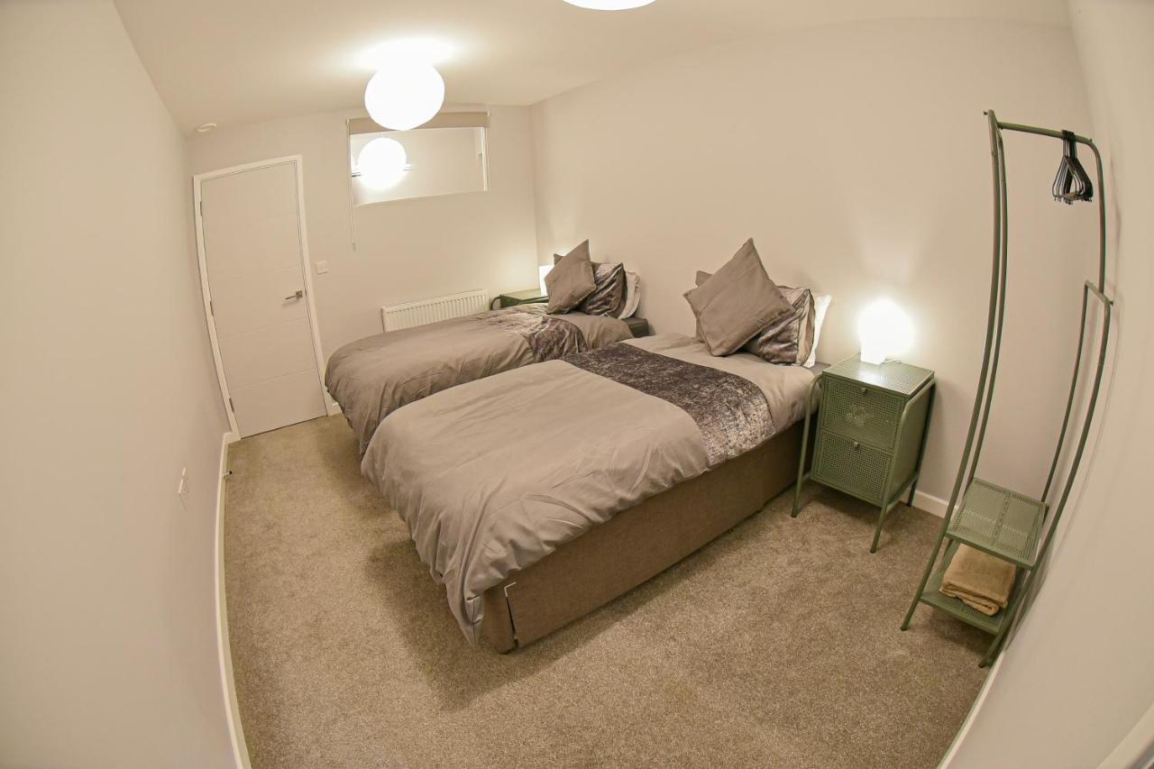 Huge - 2 Bathrooms - Apartment Ipswich