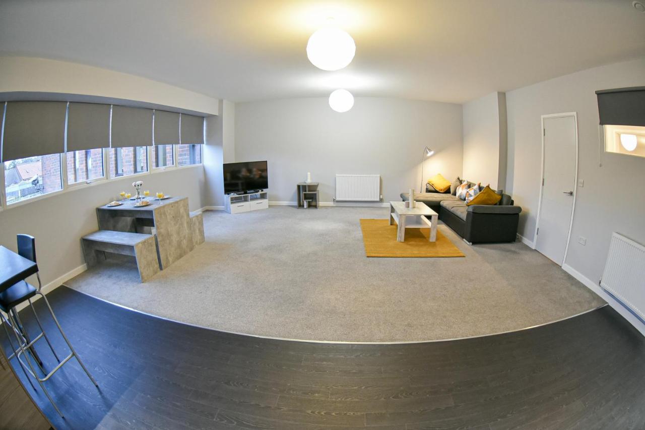 Apartment Huge - 2 Bathrooms - Ipswich