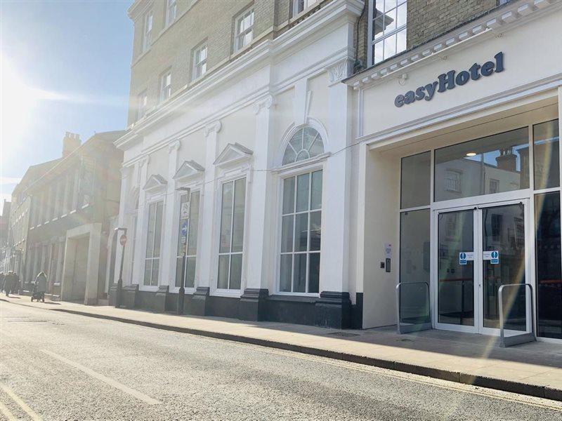 Easyhotel Hotel 3*