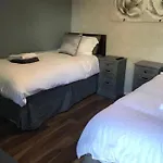 Private Double Room With Garden