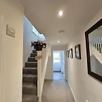 Modern 3 Bedroom Town House