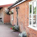 Damerons Farm Cottages