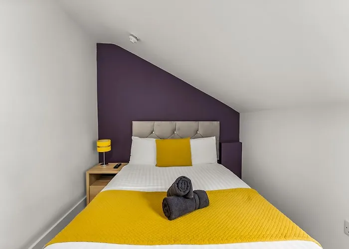 Boutique Rooms With Kitchen Dinner, Lounge, Pool Table