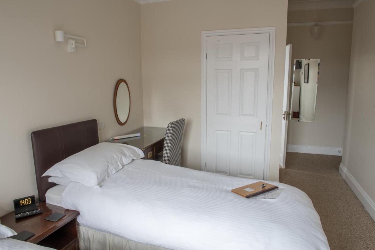 Toothbrush At Lattice - Guest Kitchen & Ev Recharging Guest house
