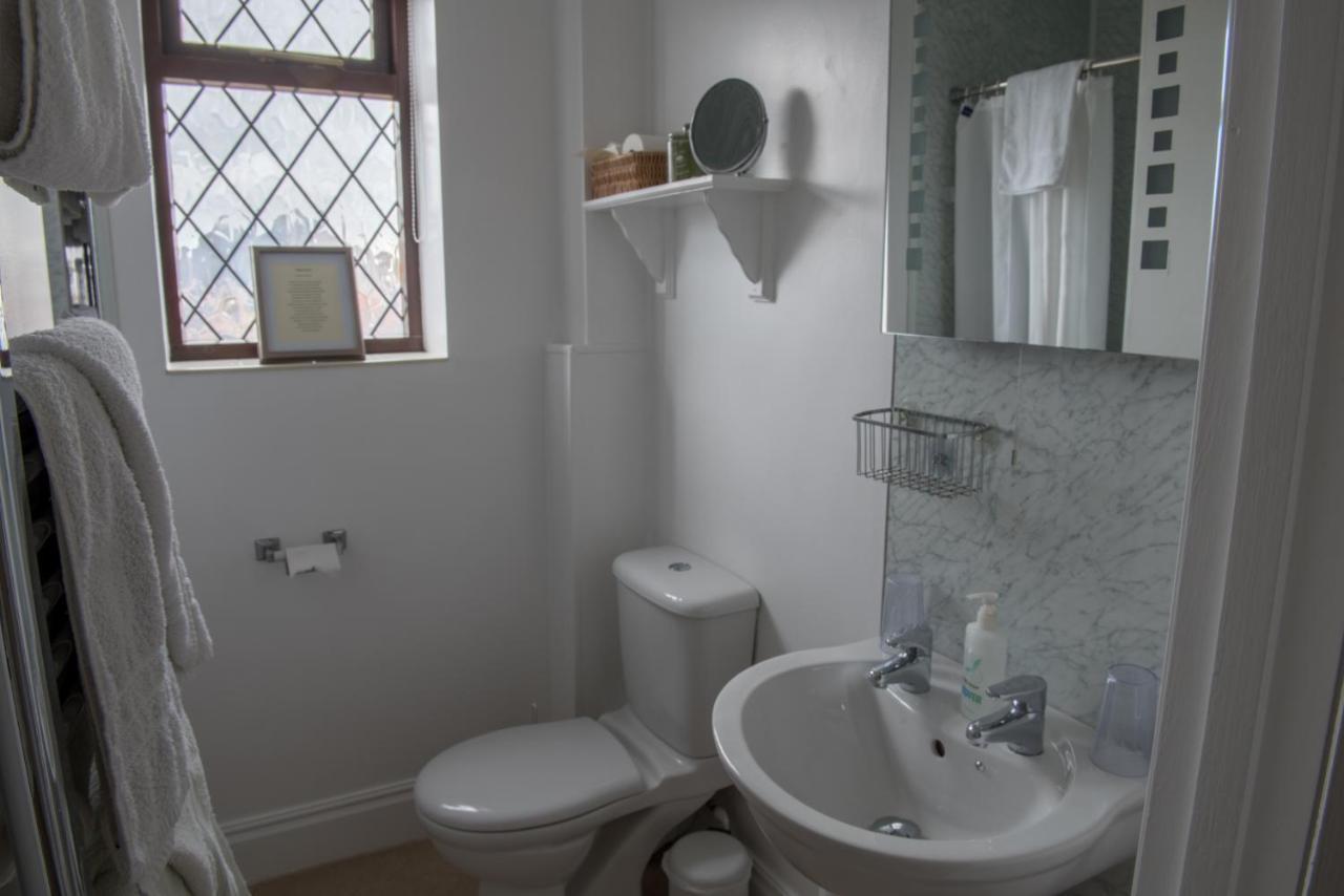 Toothbrush At Lattice - Guest Kitchen & Ev Recharging