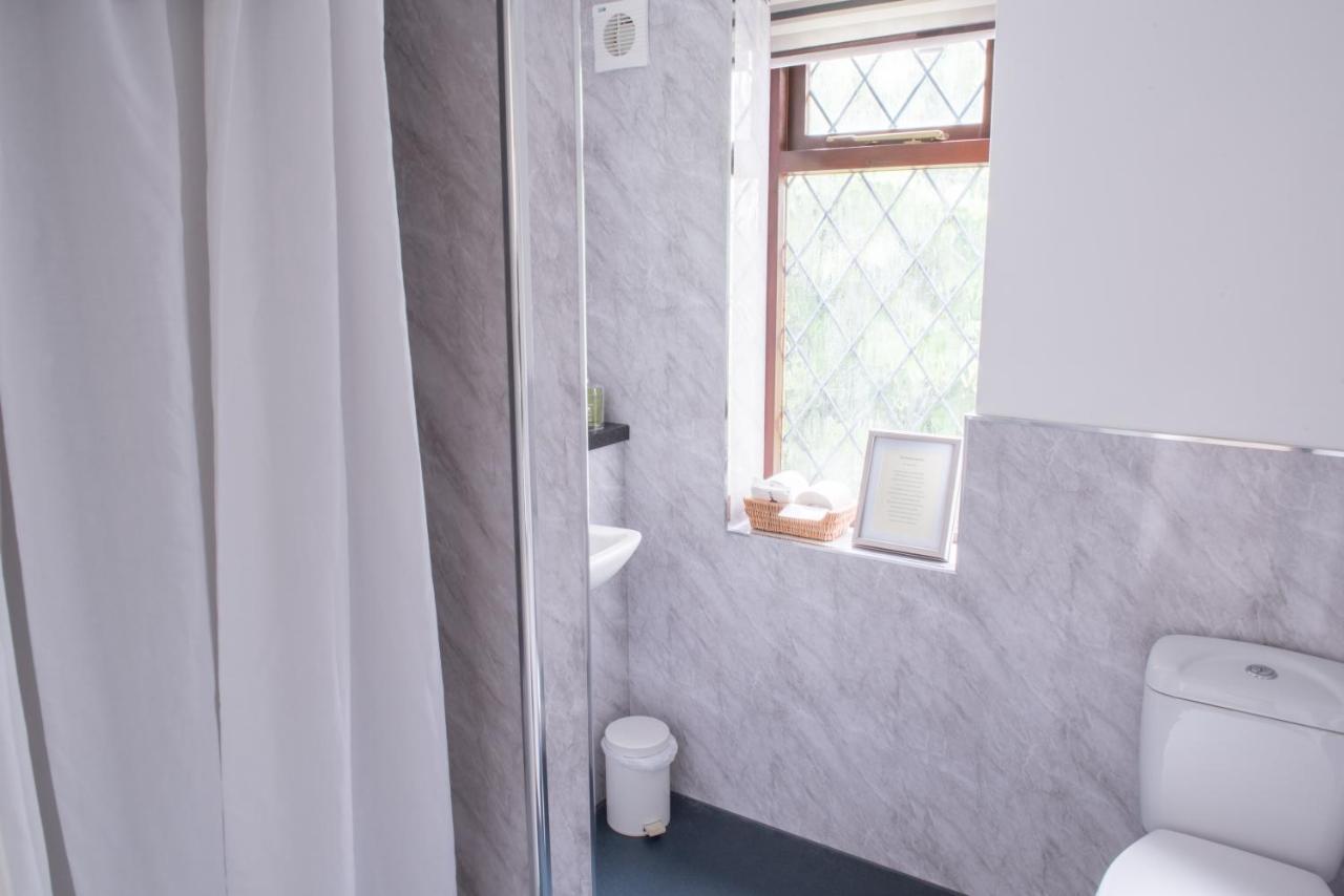 Guest house Toothbrush At Lattice - Guest Kitchen & Ev Recharging Ipswich