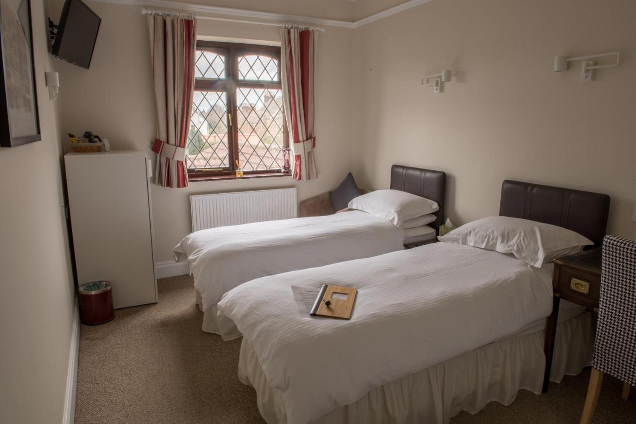 Toothbrush At Lattice - Guest Kitchen & Ev Recharging 4* Ipswich