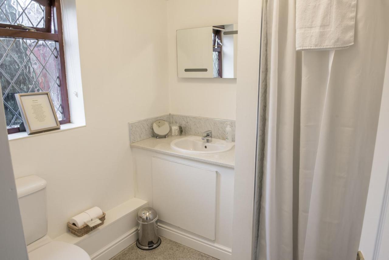 Toothbrush At Lattice - Guest Kitchen & Ev Recharging Guest house 4*