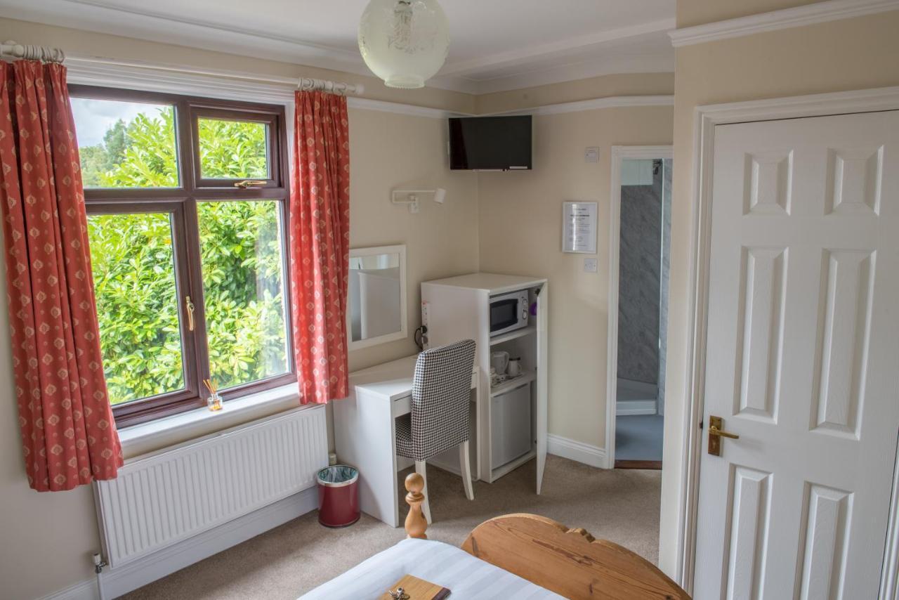 Toothbrush At Lattice - Guest Kitchen & Ev Recharging Guest house