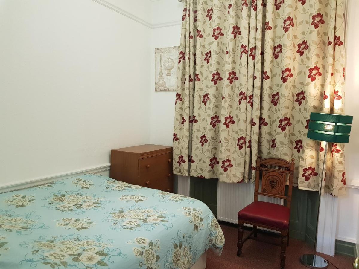 Costa Apartment Ipswich