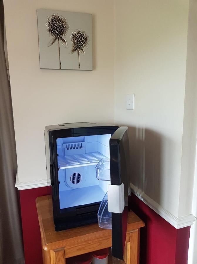 Chimneys B&B Bed & Breakfast 4*