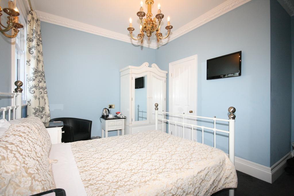 Melverley House Guest house