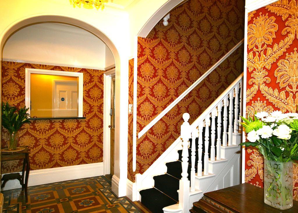 Melverley House 4*