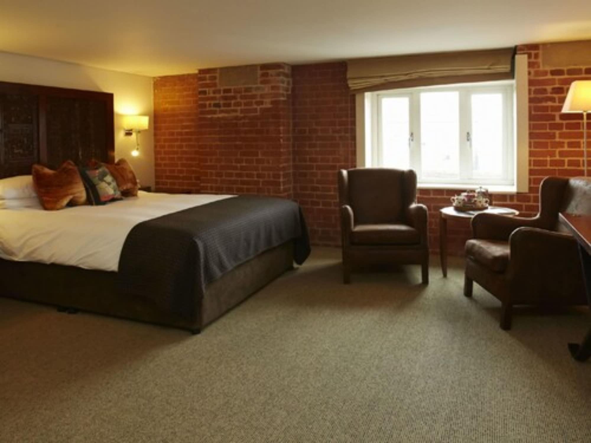 Salthouse Harbour 4*