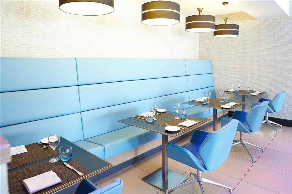 Novotel Centre Hotel 4*