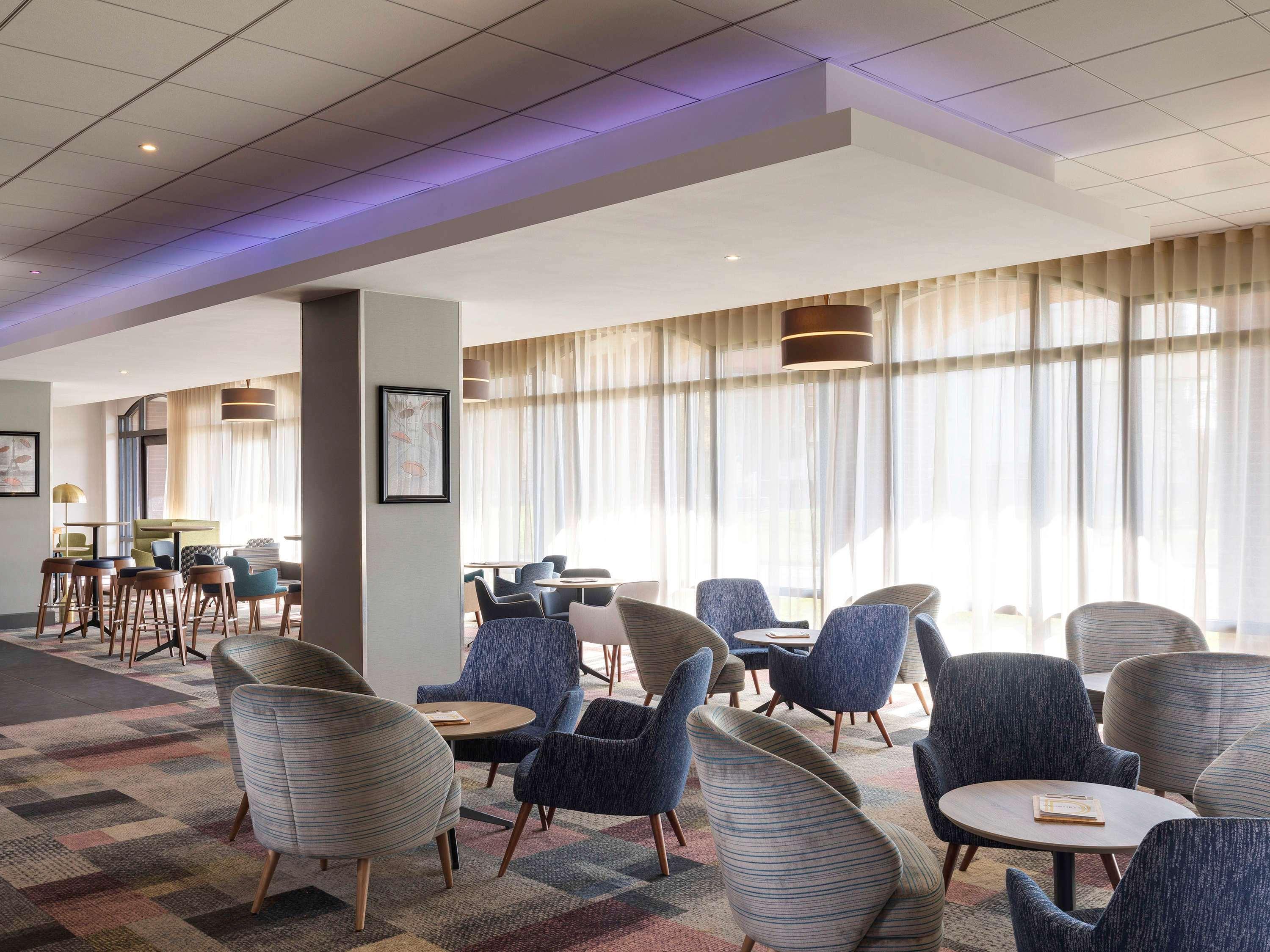 Novotel Centre Hotel 4*