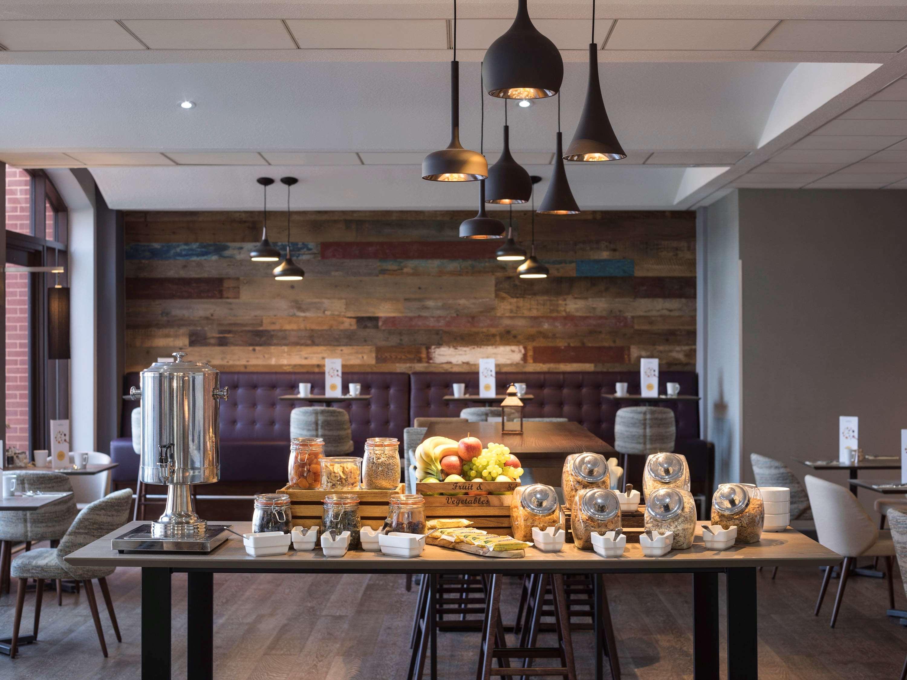 Novotel Centre Hotel 4*