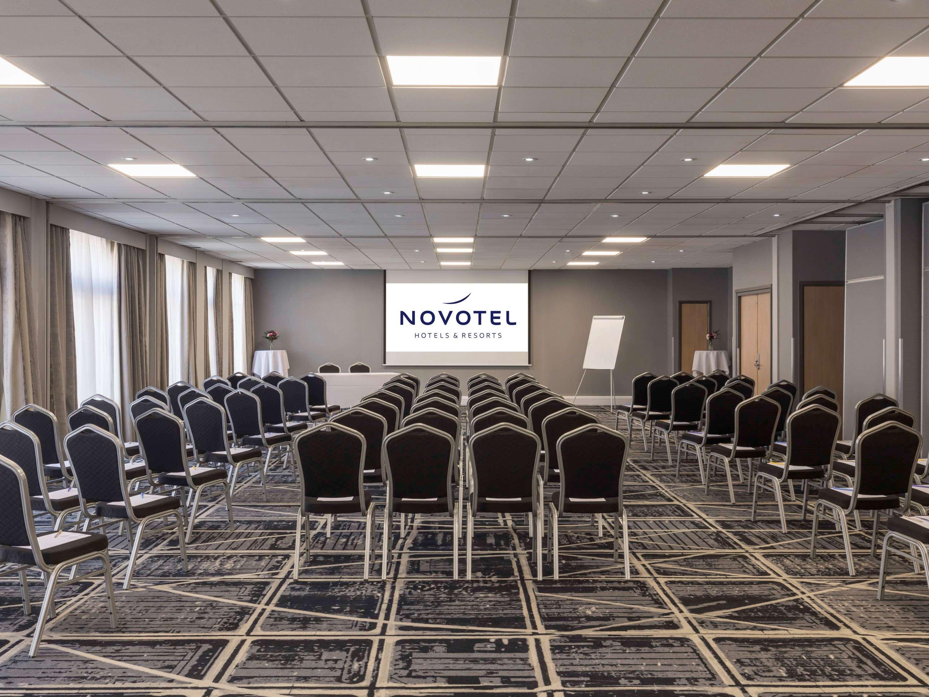 Novotel Centre Hotel