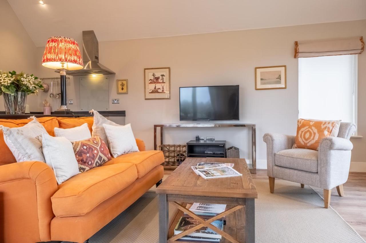 Elegant Luxurious - The Dove House Holiday home Ipswich