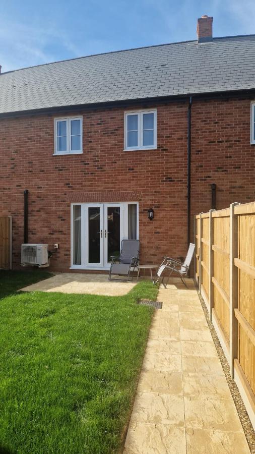 Modern 2bedroom House In Suffolk