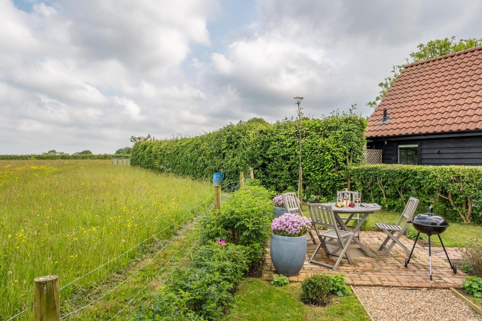Elegant Luxurious - The Dove House Holiday home