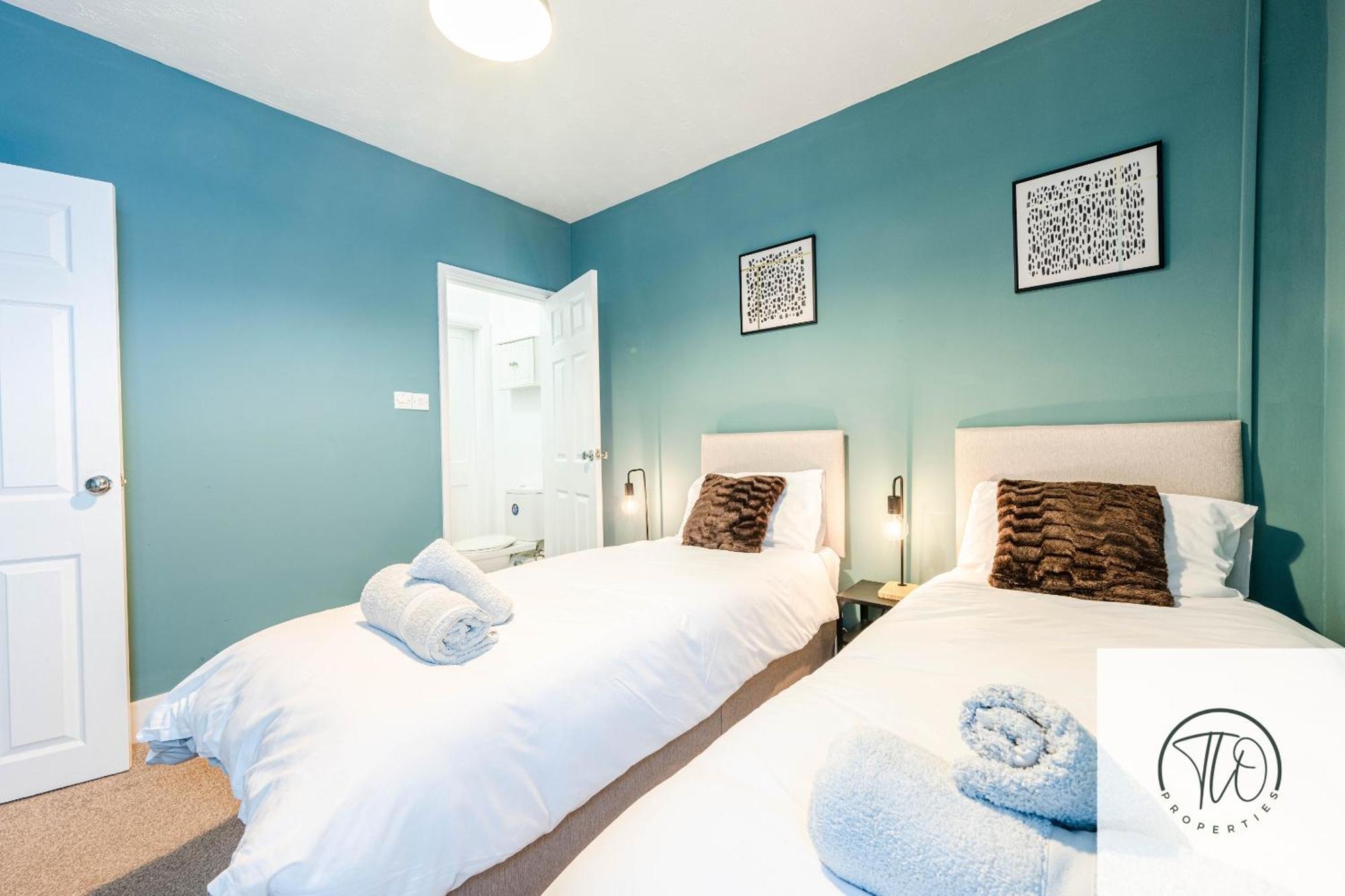 Shamrock House- 2br Housew, Garden & Wifi *