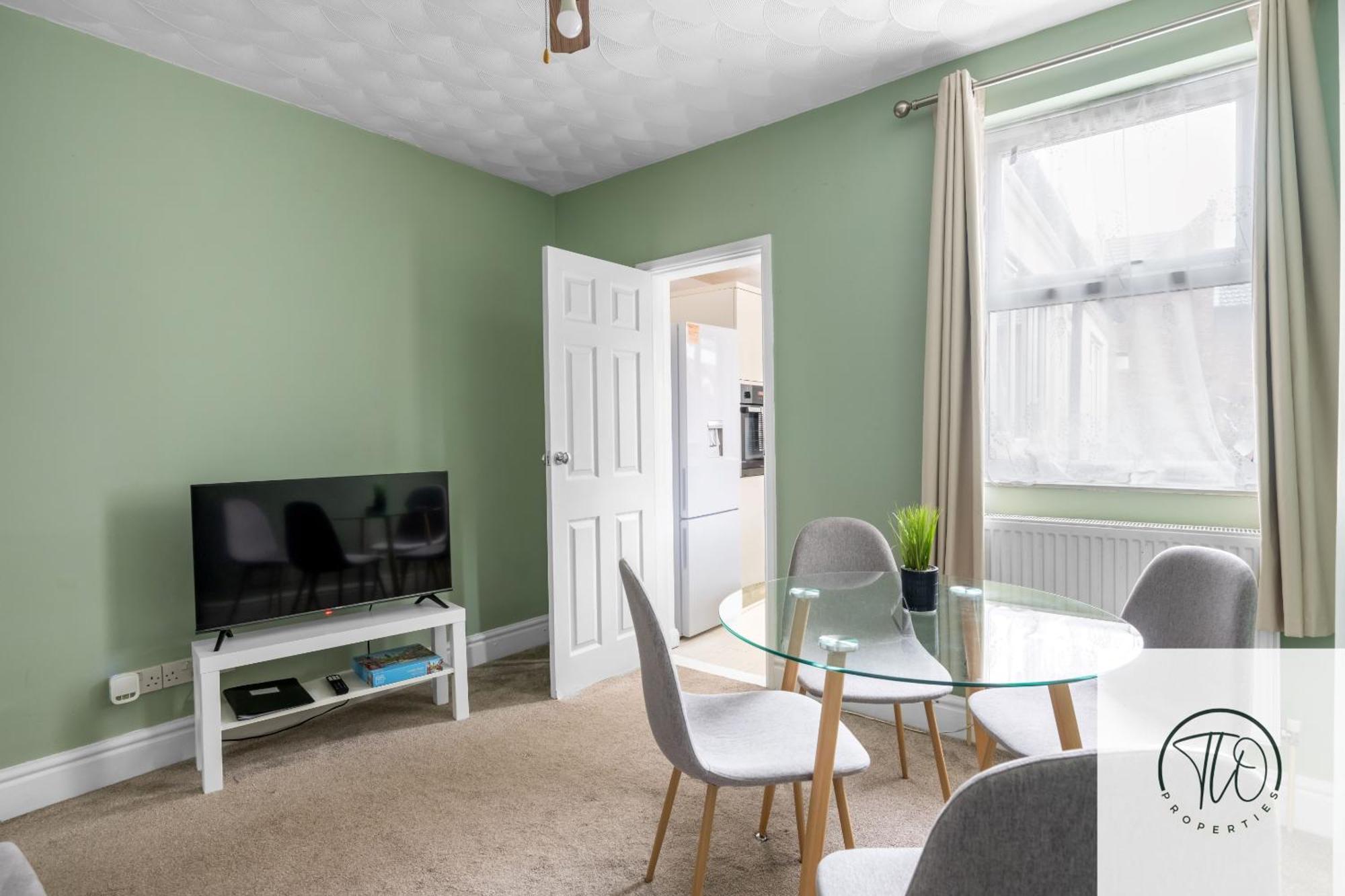 Holiday home Shamrock House- 2br Housew, Garden & Wifi Ipswich